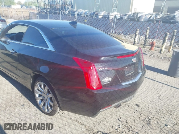 2017 Cadillac ATS Luxury AWD z VIN 1G6AH1RX3H0125723, wystawiony jako IAAI lot #42106626 z przebiegiem 174 119 mil mil oraz . Historia ofert i sprzedaży dostępna na DreamBid. Obrazek 3.