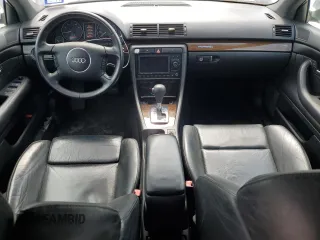 2005 Audi S4 z VIN WAUPL68E85A109670, wystawiony jako Copart lot #55114175 z przebiegiem 98 679 mil mil oraz Szkody całkowita. Historia ofert i sprzedaży dostępna na DreamBid. Obrazek 8.