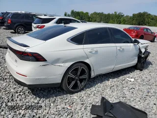 2023 Honda Accord Sport z VIN 1HGCY2F59PA032584, wystawiony jako Copart lot #56360625 z przebiegiem 72 329 mil mil oraz Tytuł czysty. Historia ofert i sprzedaży dostępna na DreamBid. Obrazek 3.
