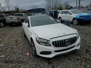 2018 Mercedes-Benz C 300 с VIN 55SWF4KB5JU258448, выставлен на аукционе Copart как лот 48112725 с пробегом 72 610 миль миль и Списание • Salvage title. История ставок и продаж доступна на DreamBid. Изображение 11.