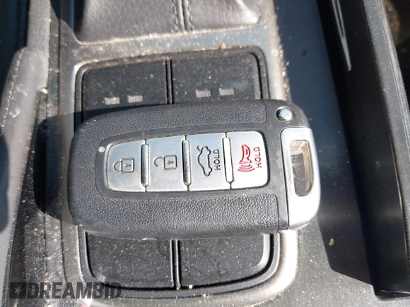 2014 Hyundai Azera with VIN KMHFG4JGXEA345249, listed as a IAAI auction lot 42118221 with 66,567 mi miles and . Bid and sale history available at carsss.com. Image 11.
