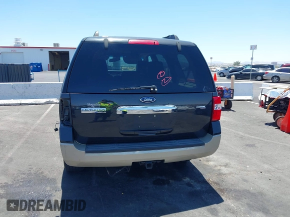 2007 Ford Expedition Eddie Bauer with VIN 1FMFU17567LA18870, listed as a IAAI auction lot 42541572 with Not provided miles and . Bid and sale history available at DreamBid. Image 6.