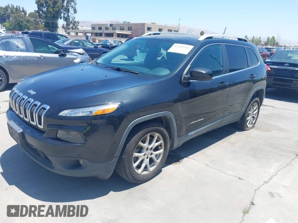 2016 Jeep Cherokee Latitude with VIN 1C4PJLCS8GW260180, listed as a IAAI auction lot 42649326 with 207,732 mi miles and . Bid and sale history available at DreamBid. Image 17.