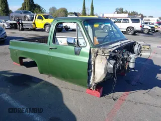 1989 Chevrolet Blazer z VIN 1GNEV18K1KF147101, wystawiony jako IAAI lot #41258829 z przebiegiem Nie podano mil oraz . Historia ofert i sprzedaży dostępna na DreamBid. Obrazek 1.