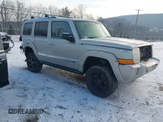 2008 Jeep Commander Limited with VIN 1J8HG58N38C196949, listed as a IAAI auction lot 41311496 with 168,830 mi miles. Bid and sale history available at carsss.com. Image 1.