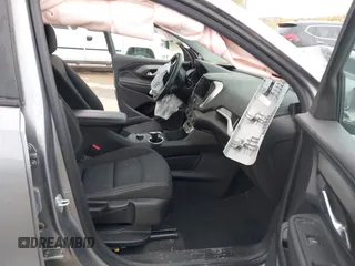 2023 GMC Terrain SLE z VIN 3GKALTEG8PL208986, wystawiony jako IAAI lot #40679682 z przebiegiem 11 023 mil mil oraz . Historia ofert i sprzedaży dostępna na DreamBid. Obrazek 5.