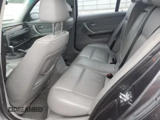 2007 BMW 3 Series 328xi z VIN WBAVT73577FZ36151, wystawiony jako Copart lot #86855984 z przebiegiem Nie podano mil oraz Szkoda całkowita • Salvage title. Historia ofert i sprzedaży dostępna na DreamBid. Obrazek 10.