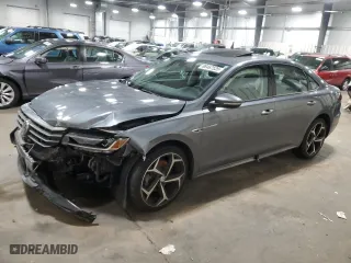 2020 Volkswagen Passat 2.0T R-Line with VIN 1VWMA7A32LC023649, listed as a Copart auction lot 88467535 with 31,647 mi miles and Salvage Title. Bid and sale history available at carsss.com. Image 1.