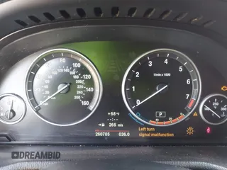 2013 BMW X3 xDrive28i with VIN 5UXWX9C50D0A23500, listed as a IAAI auction lot 42089054 with 260,705 mi miles. Bid and sale history available at carsss.com. Image 7.