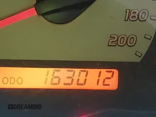 2008 Toyota Tacoma z VIN 5TELU42N18Z552359, wystawiony jako IAAI lot #42269959 z przebiegiem 163 012 mil mil oraz . Historia ofert i sprzedaży dostępna na DreamBid. Obrazek 15.