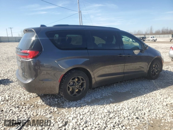 2021 Chrysler Pacifica Hybrid Touring L with VIN 2C4RC1L76MR526898, listed as a Copart auction lot 48133815 with 73,274 mi miles and Salvage title. Bid and sale history available at DreamBid. Image 3.