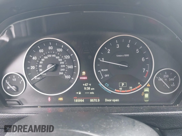 2013 BMW 3 Series 328i xDrive with VIN WBA3B5C58DF594087, listed as a IAAI auction lot 41710362 with 185,994 mi miles. Bid and sale history available at carsss.com. Image 7.