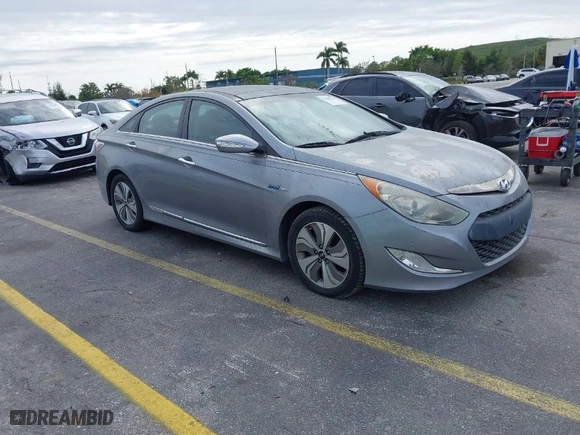 2015 Hyundai Sonata Hybrid Limited with VIN KMHEC4A4XFA119808, listed as a IAAI auction lot 41600740 with 52,458 mi miles. Bid and sale history available at carsss.com. Image 1.