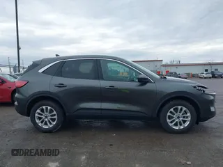 2020 Ford Escape SE with VIN 1FMCU9G61LUC34110, listed as a IAAI auction lot 41690067 with 46,471 mi miles. Bid and sale history available at carsss.com. Image 14.