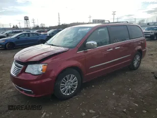 2015 Chrysler Town & Country Touring-L with VIN 2C4RC1CG1FR677280, listed as a Copart auction lot 44244245 with 95,529 mi miles and Salvage Title. Bid and sale history available at carsss.com. Image 1.