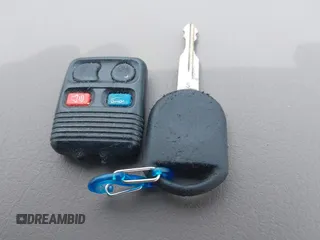 2003 Ford Explorer Eddie Bauer с VIN 1FMDU74K03ZB52737, выставлен на аукционе IAAI как лот 42682725 с пробегом 148 758 миль миль и . История ставок и продаж доступна на DreamBid. Изображение 11.