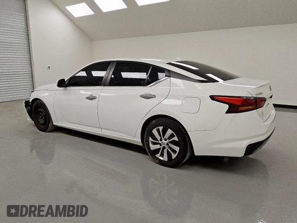 2020 Nissan Altima S z VIN 1N4BL4BV8LC159759, wystawiony jako Copart lot #57527695 z przebiegiem 112 807 mil mil oraz Czysty tytuł • Clean title. Historia ofert i sprzedaży dostępna na DreamBid. Obrazek 2.