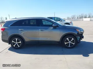 2016 Kia Sorento EX with VIN 5XYPH4A10GG186150, listed as a IAAI auction lot 41758097 with 37,140 mi miles. Bid and sale history available at carsss.com. Image 13.