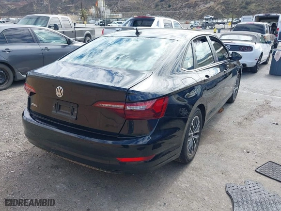 2021 Volkswagen Jetta S with VIN 3VWC57BU1MM095689, listed as a IAAI auction lot 41599400 with 1 mi miles. Bid and sale history available at carsss.com. Image 4.