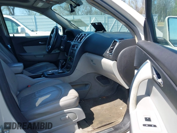 2008 GMC Acadia SLT1 with VIN 1GKER23778J139181, listed as a IAAI auction lot 41931067 with 161,420 mi miles. Bid and sale history available at carsss.com. Image 5.