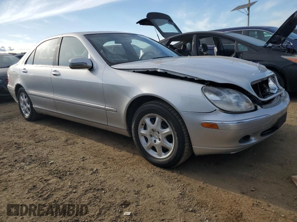 2002 Mercedes-Benz S-Class 4.3L with VIN WDBNG70J82A313571, listed as a Copart auction lot 48008415 with 159,719 mi miles and Salvage Title. Bid and sale history available at carsss.com. Image 4.