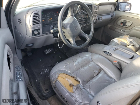 1998 Chevrolet Tahoe with VIN 1GNEK13R2WJ370599, listed as a Copart auction lot 84431174 with 197,215 mi miles and Non Repairable. Bid and sale history available at carsss.com. Image 8.