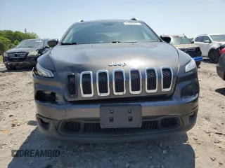 2017 Jeep Cherokee Latitude with VIN 1C4PJMCS8HW602718, listed as a Copart auction lot 52498185 with 104,153 mi miles and Salvage Title. Bid and sale history available at carsss.com. Image 5.