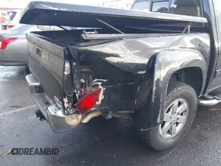 2010 GMC Canyon z VIN 1GTJSFDP6A8134412, wystawiony jako IAAI lot #41589150 z przebiegiem 164 232 mil mil oraz . Historia ofert i sprzedaży dostępna na DreamBid. Obrazek 6.