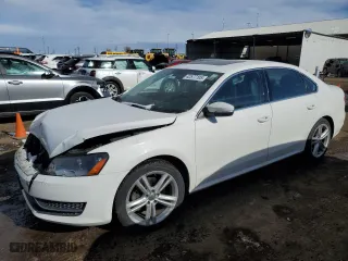 2014 Volkswagen Passat SE w/Snrf/Nav with VIN 1VWBH7A3XEC004837, listed as a Copart auction lot 42577105 with 100,488 mi miles and Salvage Title. Bid and sale history available at carsss.com. Image 1.