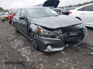 2022 Nissan Altima SR with VIN 1N4BL4CV8NN309083, listed as a IAAI auction lot 41720996 with 74,719 mi miles and . Bid and sale history available at DreamBid. Image 1.
