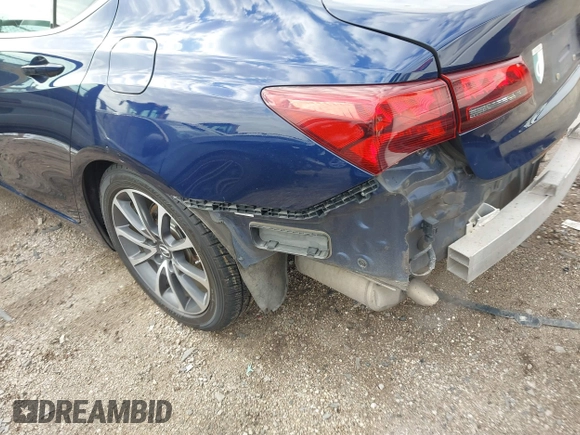 2016 Acura TLX V6 with VIN 19UUB2F35GA000185, listed as a IAAI auction lot 41572532 with 97,431 mi miles. Bid and sale history available at carsss.com. Image 6.