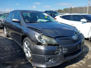 2011 Toyota Camry LE with VIN 4T1BF3EK2BU226258, listed as a IAAI auction lot 41620360 with 189,663 mi miles. Bid and sale history available at carsss.com. Image 6.