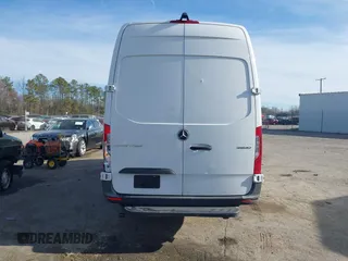 2022 Mercedes-Benz Sprinter Cargo with VIN W1Y40CHY7NT104466, listed as a IAAI auction lot 41716247 with 46,238 mi miles. Bid and sale history available at carsss.com. Image 16.