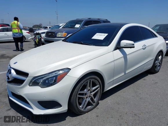 2014 Mercedes-Benz E 350 z VIN WDDKJ5KB6EF248751, wystawiony jako IAAI lot #42316139 z przebiegiem 131 183 mil mil oraz . Historia ofert i sprzedaży dostępna na DreamBid. Obrazek 2.