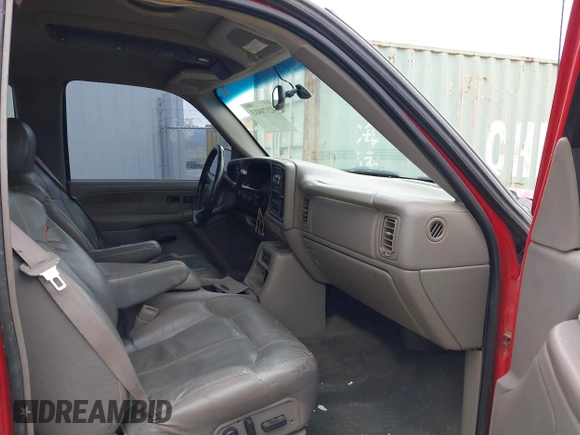 2000 Chevrolet Silverado 1500 LT with VIN 1GCEK19T8YE149256, listed as a IAAI auction lot 42170413 with 239,599 mi miles and . Bid and sale history available at DreamBid. Image 5.