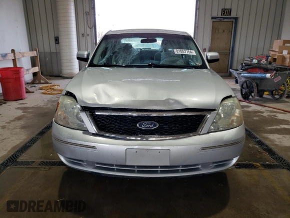 2005 Ford Five Hundred SE with VIN 1FAFP23195G175714, listed as a Copart auction lot 81057764 with 81,284 mi miles and Salvage Title. Bid and sale history available at carsss.com. Image 5.