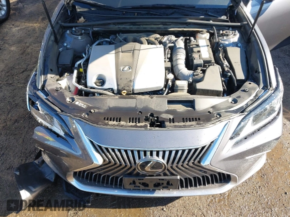 2020 Lexus ES with VIN 58ADZ1B11LU058221, listed as a IAAI auction lot 41838147 with 23,921 mi miles. Bid and sale history available at carsss.com. Image 10.