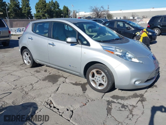 2011 Nissan LEAF SL-e z VIN JN1AZ0CP9BT000778, wystawiony jako IAAI lot #41655461 z przebiegiem 99 048 mil mil oraz . Historia ofert i sprzedaży dostępna na DreamBid. Obrazek 1.