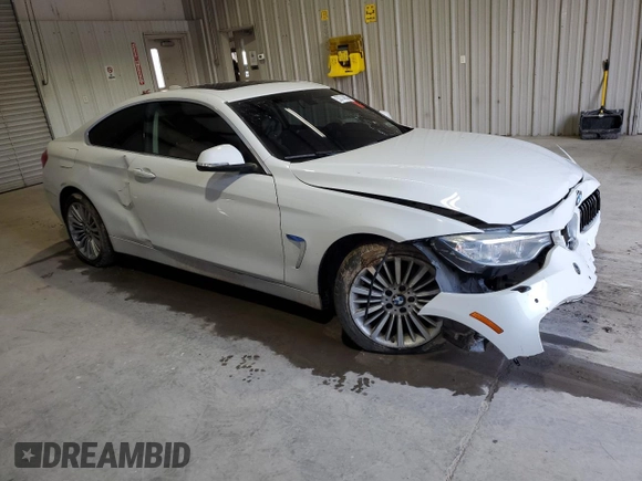 2014 BMW 4 Series 428i xDrive z VIN WBA3N9C59EF720294, wystawiony jako Copart lot #52714835 z przebiegiem 149 297 mil mil oraz Czysty tytuł • Clean title. Historia ofert i sprzedaży dostępna na DreamBid. Obrazek 4.