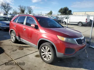 2011 Kia Sorento LX with VIN 5XYKT4A23BG083170, listed as a Copart auction lot 44456045 with 197,621 mi miles and Clean Title. Bid and sale history available at carsss.com. Image 4.