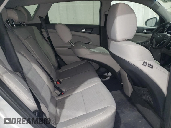 2019 Hyundai Tucson Value z VIN KM8J3CA46KU852990, wystawiony jako Copart lot #89278975 z przebiegiem 82 834 mil mil oraz Szkoda całkowita • Salvage title. Historia ofert i sprzedaży dostępna na DreamBid. Obrazek 11.