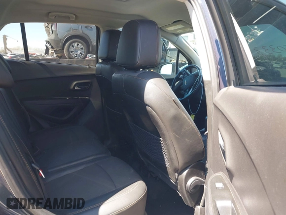 2019 Chevrolet Trax LT with VIN 3GNCJLSB2KL171842, listed as a IAAI auction lot 41850333 with 87,478 mi miles and . Bid and sale history available at carsss.com. Image 8.
