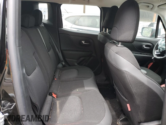 2020 Jeep Renegade Trailhawk z VIN ZACNJBC16LPM03446, wystawiony jako Copart lot #51258785 z przebiegiem 27 683 mil mil oraz Szkoda całkowita • Salvage title. Historia ofert i sprzedaży dostępna na DreamBid. Obrazek 10.