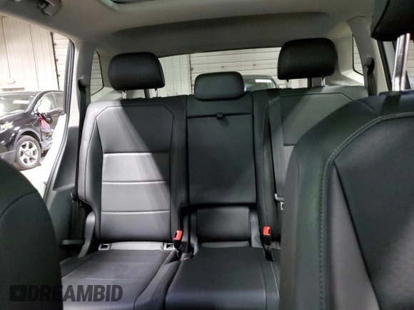 2019 Volkswagen Tiguan SE with VIN 3VV2B7AX7KM030489, listed as a Copart auction lot 52227895 with 58,446 mi miles and Salvage Title. Bid and sale history available at DreamBid. Image 10.