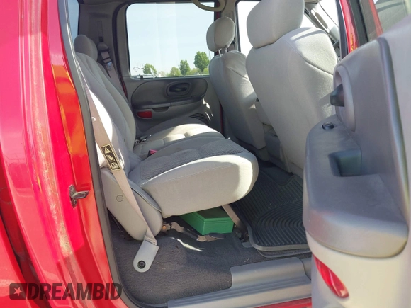 2003 Ford F-150 XLT with VIN 1FTRW08L43KD14456, listed as a IAAI auction lot 42098830 with 234,908 mi miles. Bid and sale history available at carsss.com. Image 8.