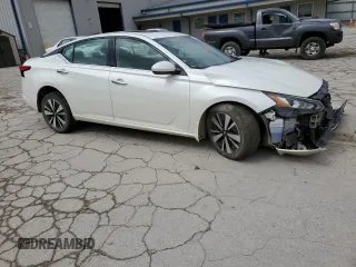 2019 Nissan Altima SV z VIN 1N4BL4DW7KC194863, wystawiony jako Copart lot #49550125 z przebiegiem 86 282 mil mil oraz Szkoda całkowita • Salvage title. Historia ofert i sprzedaży dostępna na DreamBid. Obrazek 4.