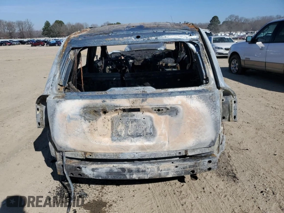 2016 Jeep Compass 75th Anniversary with VIN 1C4NJCBB9GD801449, listed as a Copart auction lot 47311325 with 0 mi miles and Salvage Title. Bid and sale history available at carsss.com. Image 6.