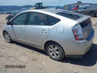 2007 Toyota Prius with VIN JTDKB20U173292588, listed as a IAAI auction lot 42274135 with Not provided miles and . Bid and sale history available at DreamBid. Image 3.
