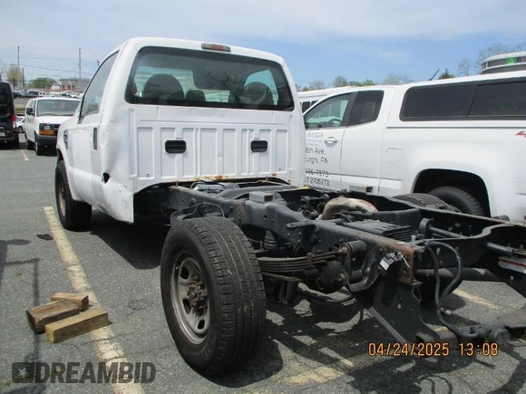 2010 Ford F-350 with VIN 1FTSF3A50AEB43084, listed as a IAAI auction lot 42137061 with 185,300 mi miles and . Bid and sale history available at DreamBid. Image 1.
