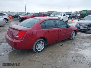 2005 Saturn ION with VIN 1G8AJ52F35Z117682, listed as a IAAI auction lot 41615525 with 124,117 mi miles. Bid and sale history available at carsss.com. Image 4.